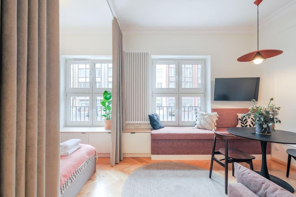 Modern Apartment In City Centre Danzig Exterior foto